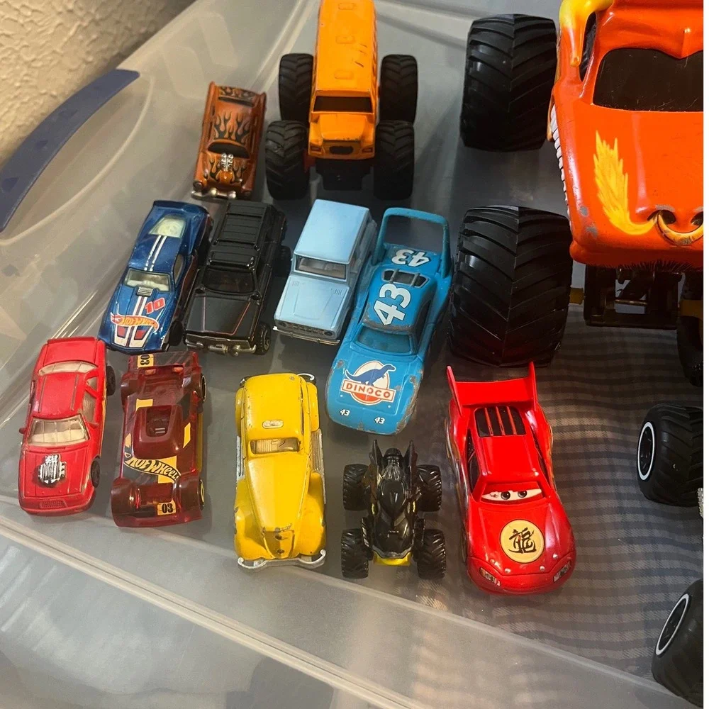 Hot Wheels Disney Monster Jam Toy Car Lot Superman El Toro Loco‎ Dinoco 25pc+